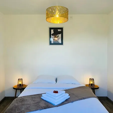 Comme A La Maison Lucey