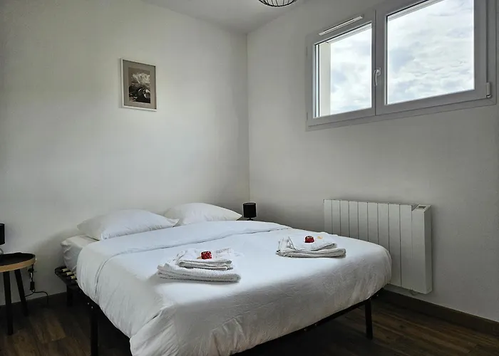 Comme A La Maison * Lucey