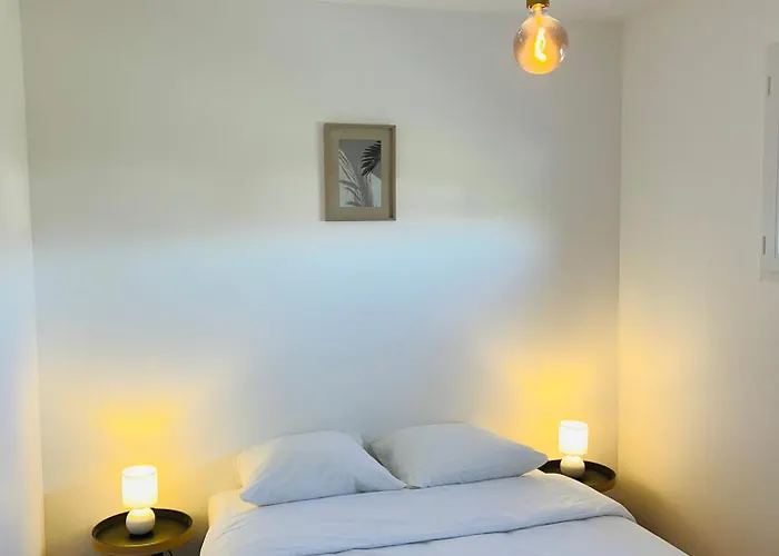 Comme A La Maison Lucey